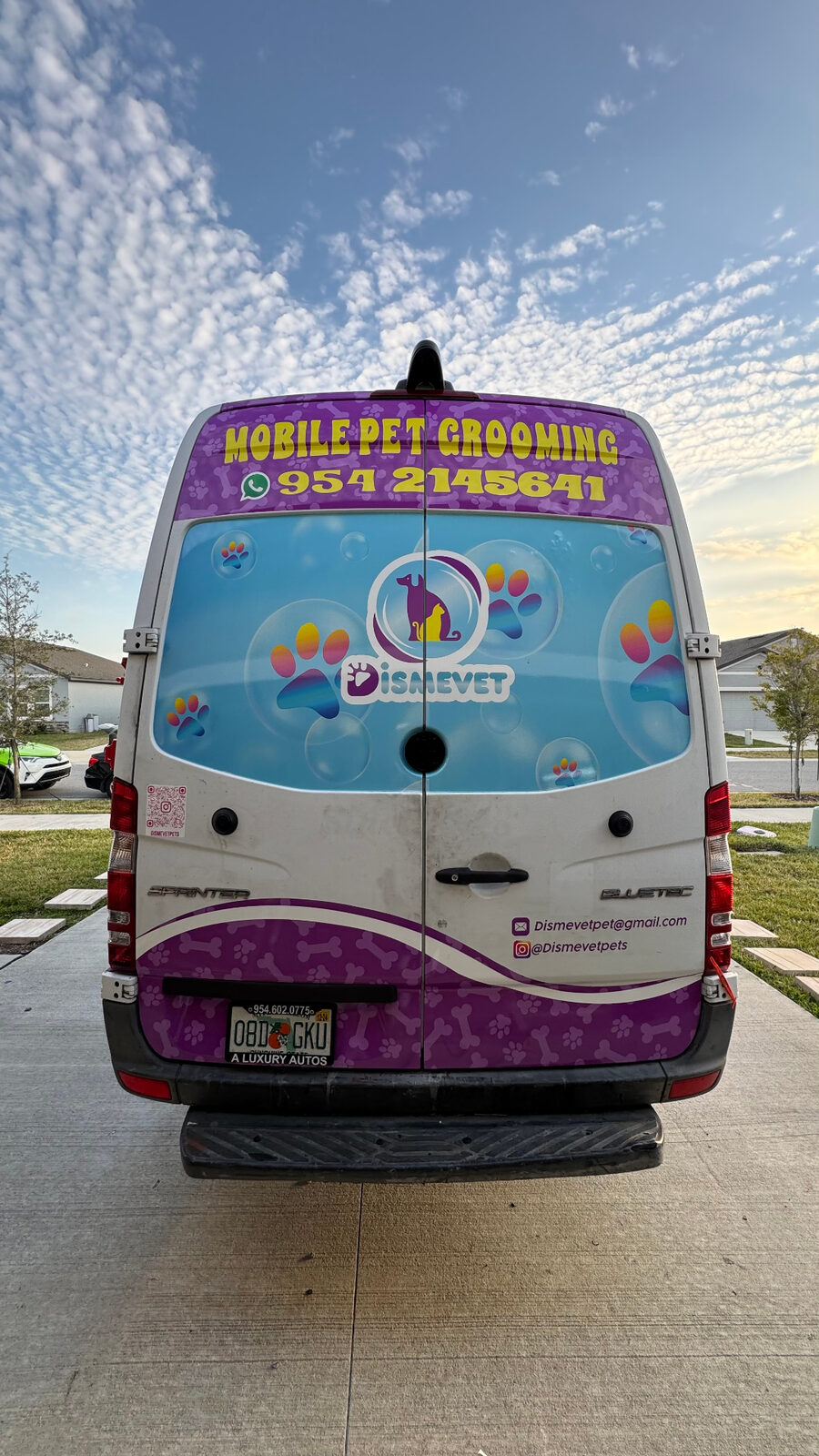 Dismevet mobile pet grooming rear van wrap